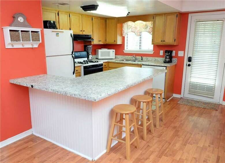 Gulf Highlands 141 - Two Bedroom Condo