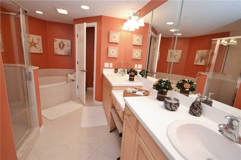 La Vistana 703 - Three Bedroom Condo