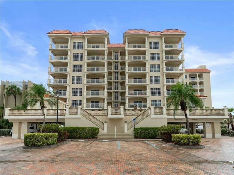 La Vistana 703 - Three Bedroom Condo