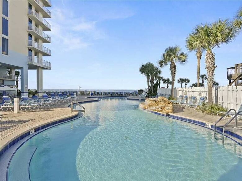 Majestic 1708 West Tower I - Studio Condo