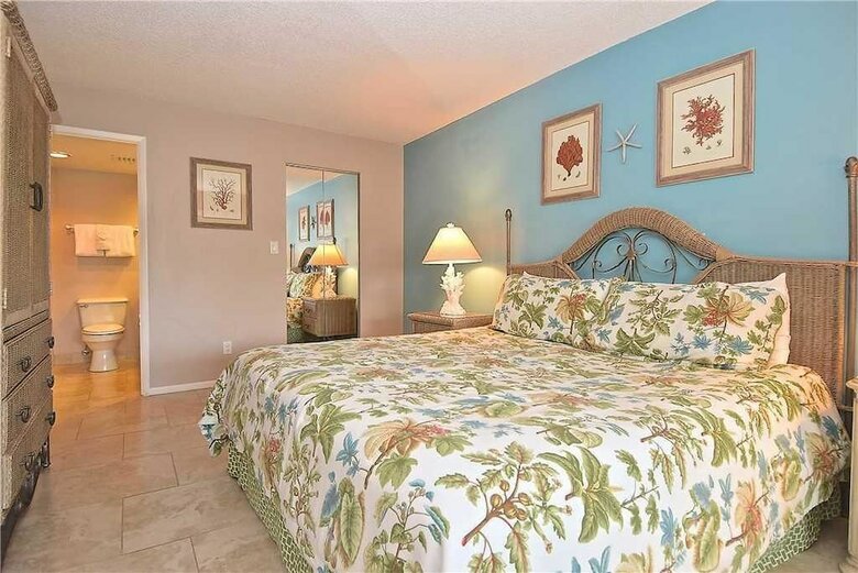 Palm Bay Club G34 - One Bedroom Condo