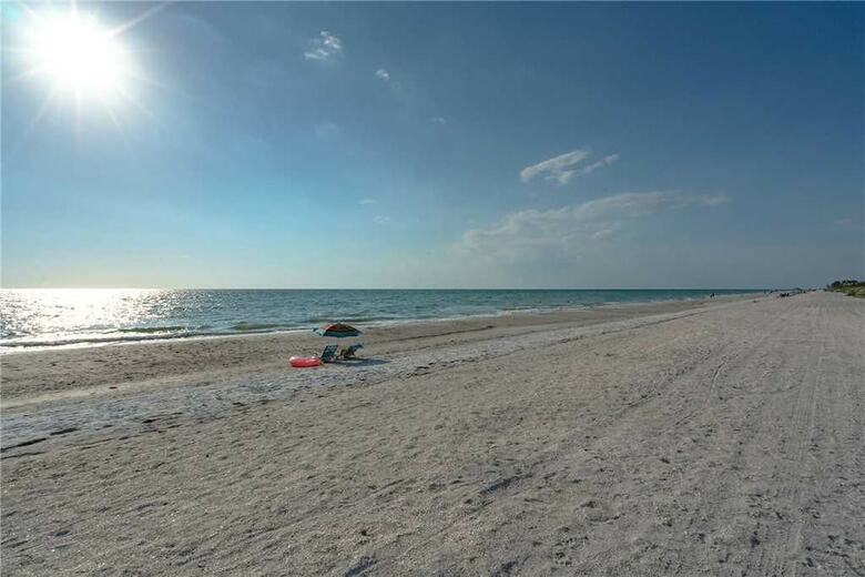 Reflections On The Gulf 405 - Two Bedroom Condo