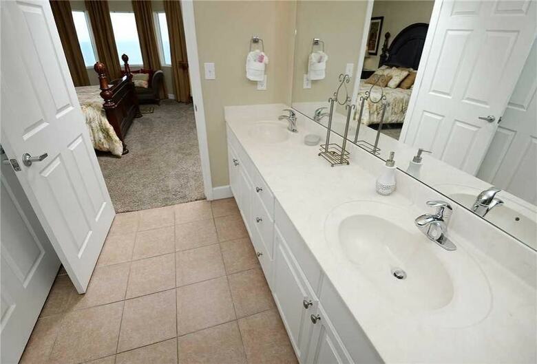 Tidewater 1802 - Three Bedroom Condo