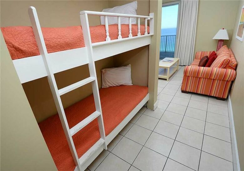 Twin Palms 1703 - One Bedroom Condo