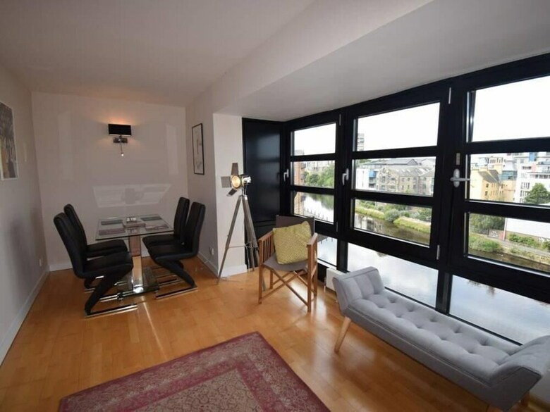 Luxurious Braemore Apartment At The Shore