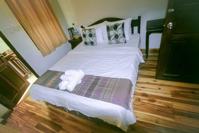 Hotel Y Not Lao Villa