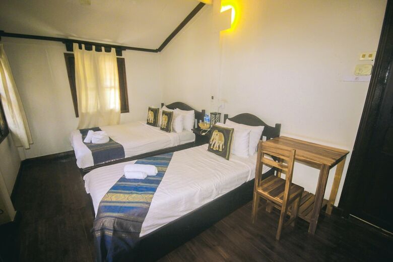 Hotel Y Not Lao Villa