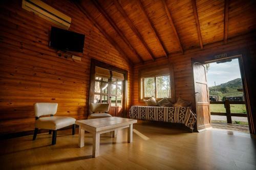 Lodge Caba�as Valle De Los Ciervos