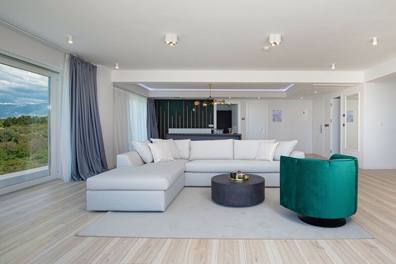 Hotel In Excelsis