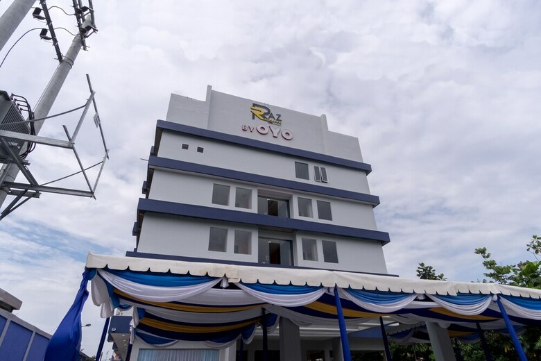 Hotel Oyo 436 Raz Residence