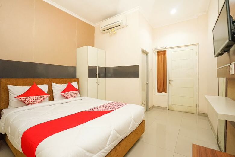 Hotel Oyo 450 Semampir Residence