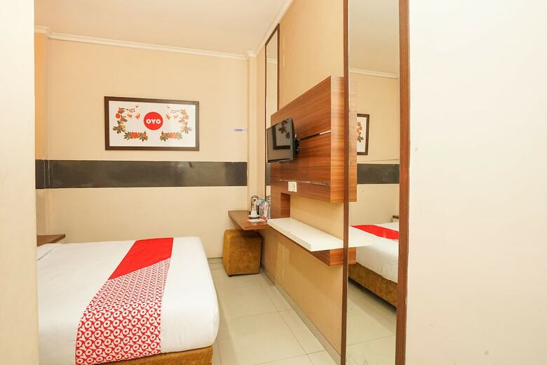 Hotel Oyo 450 Semampir Residence