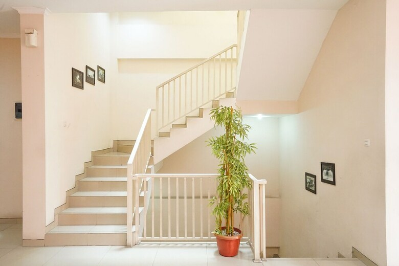 Hotel Oyo 450 Semampir Residence