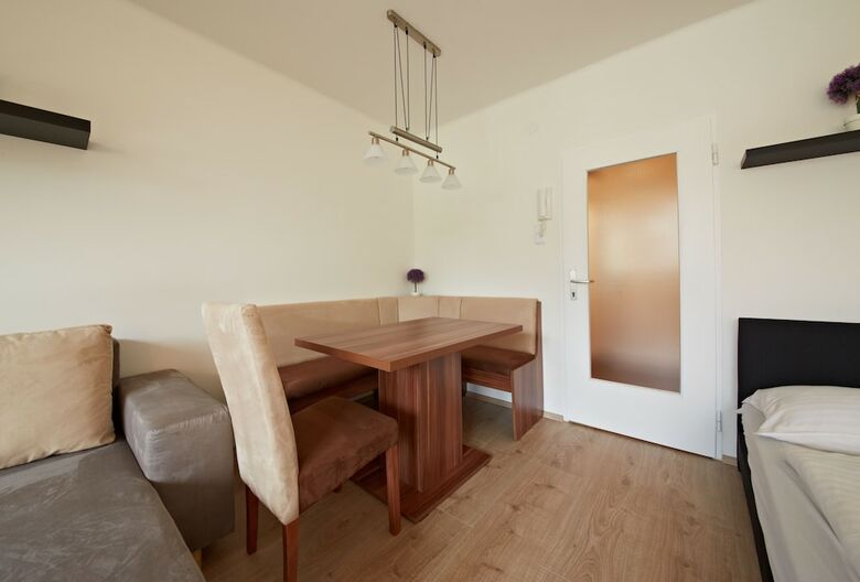 Apartamentos Appartements F�rst