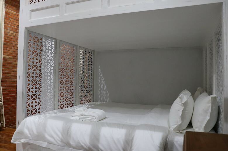 Lanna Oriental Hotel