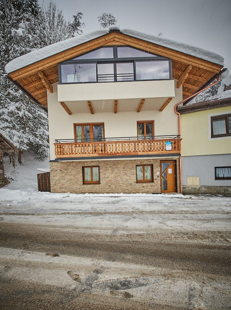 Holiday Lodge Central