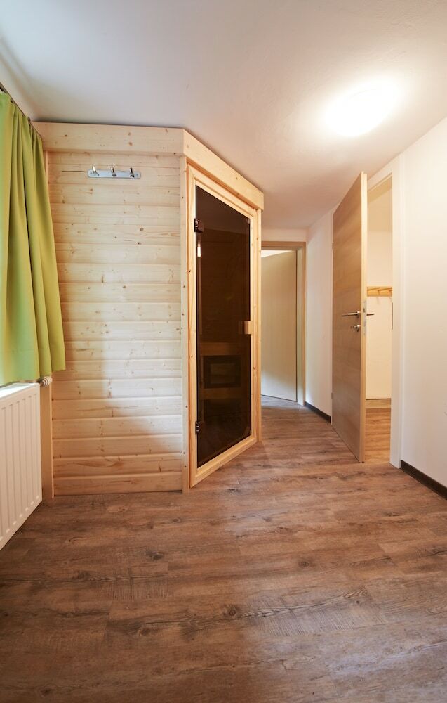 Holiday Lodge Central