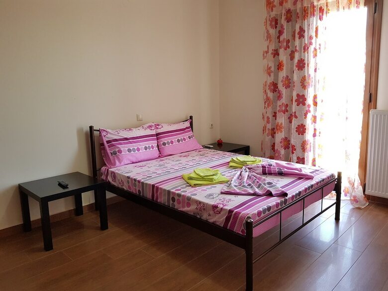Modern Apartment In Chania