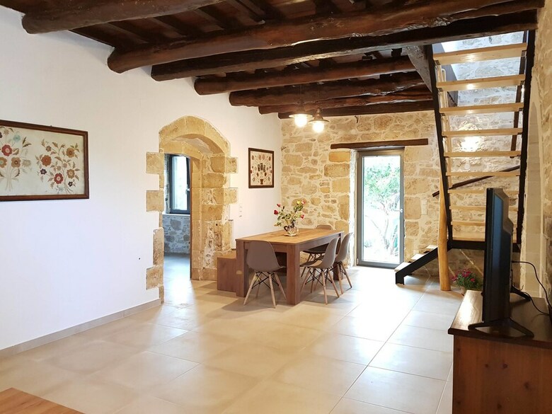Traditional Villa In Fres