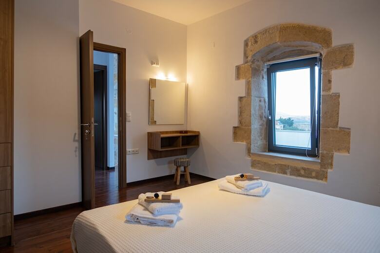 Traditional Villa In Fres