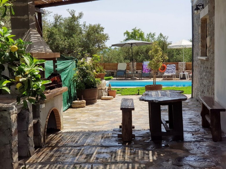 Traditional Villa In Fres