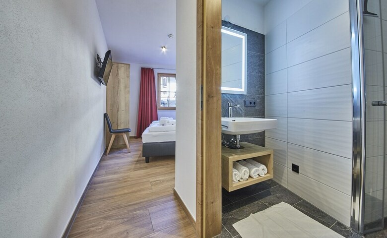 The Peak - Premium Apartments