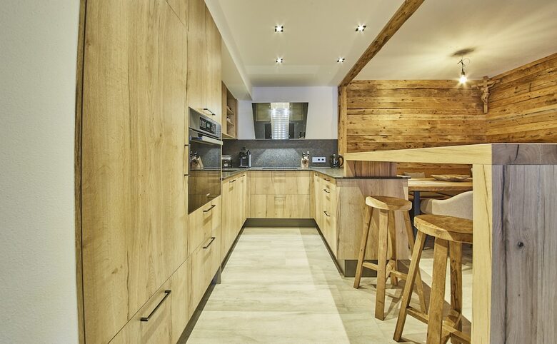 The Peak - Premium Apartments