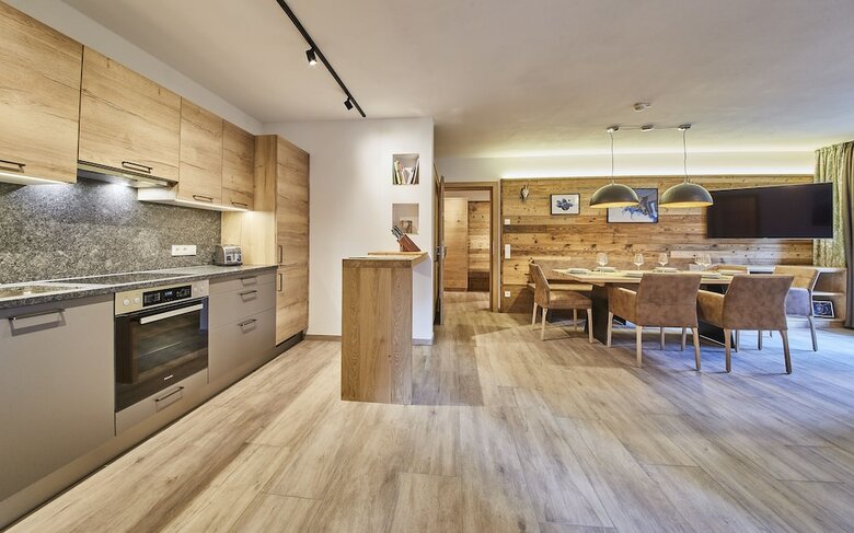 The Peak - Premium Apartments