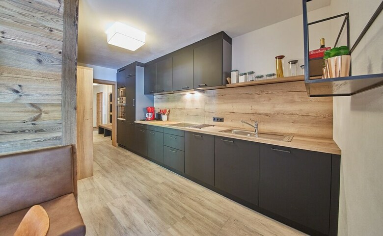 The Peak - Premium Apartments