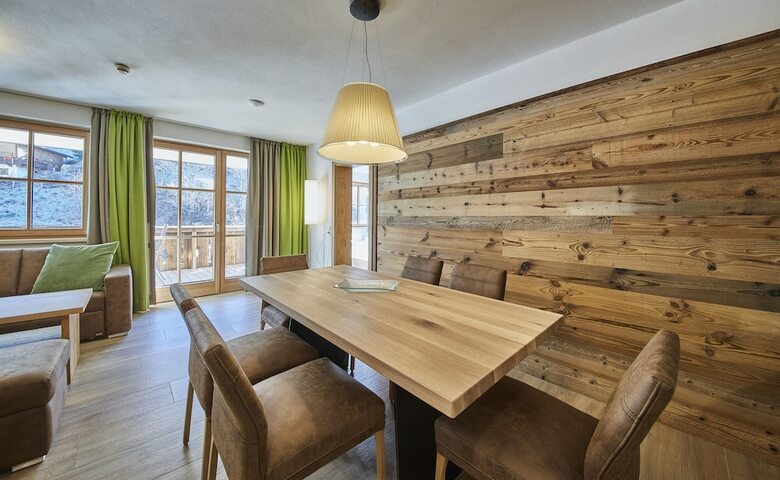 The Peak - Premium Apartments