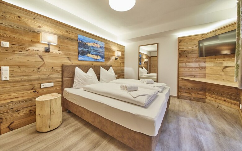 The Peak - Premium Apartments
