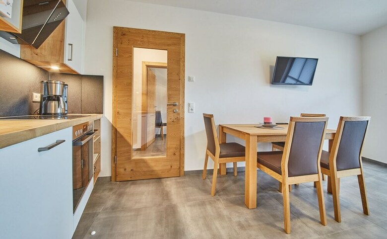 The Peak - Premium Apartments