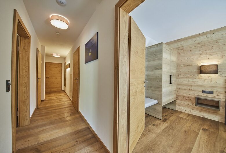The Peak - Premium Apartments