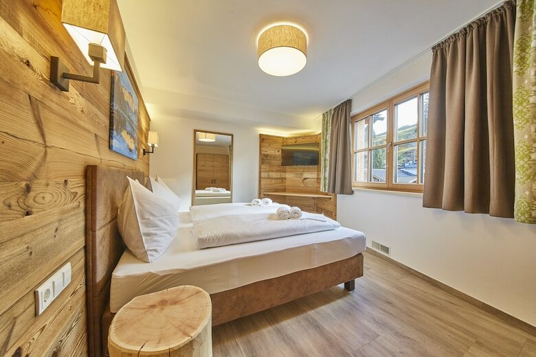 The Peak - Premium Apartments