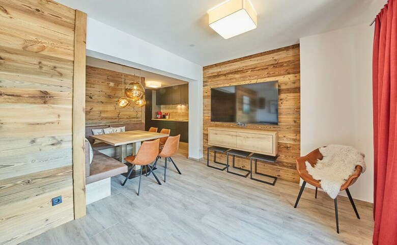 The Peak - Premium Apartments