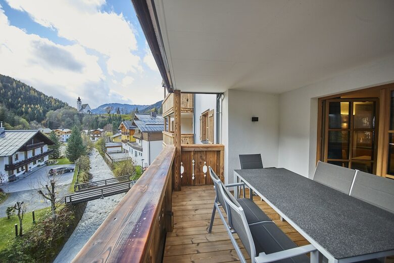 The Peak - Premium Apartments