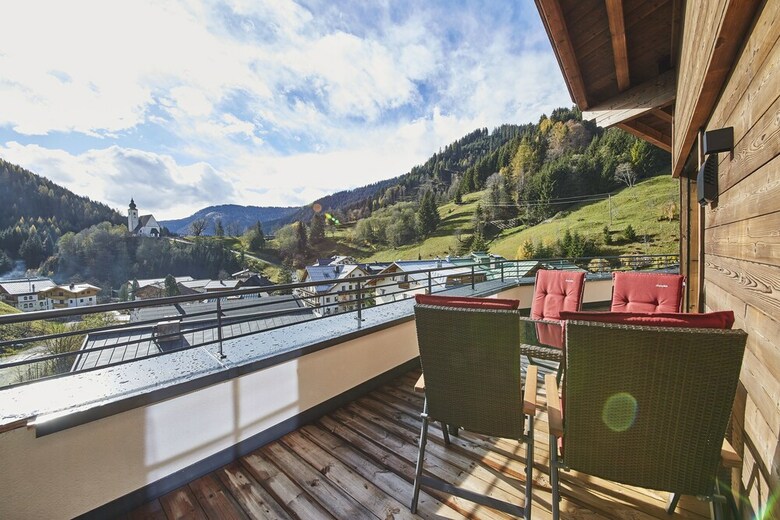 The Peak - Premium Apartments