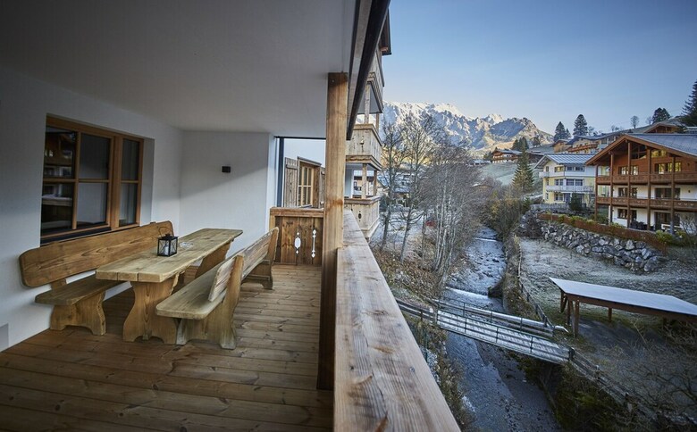 The Peak - Premium Apartments