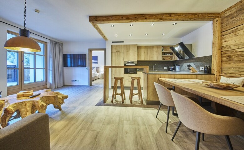 The Peak - Premium Apartments