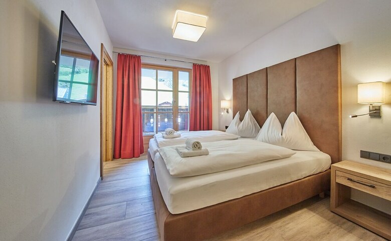 The Peak - Premium Apartments