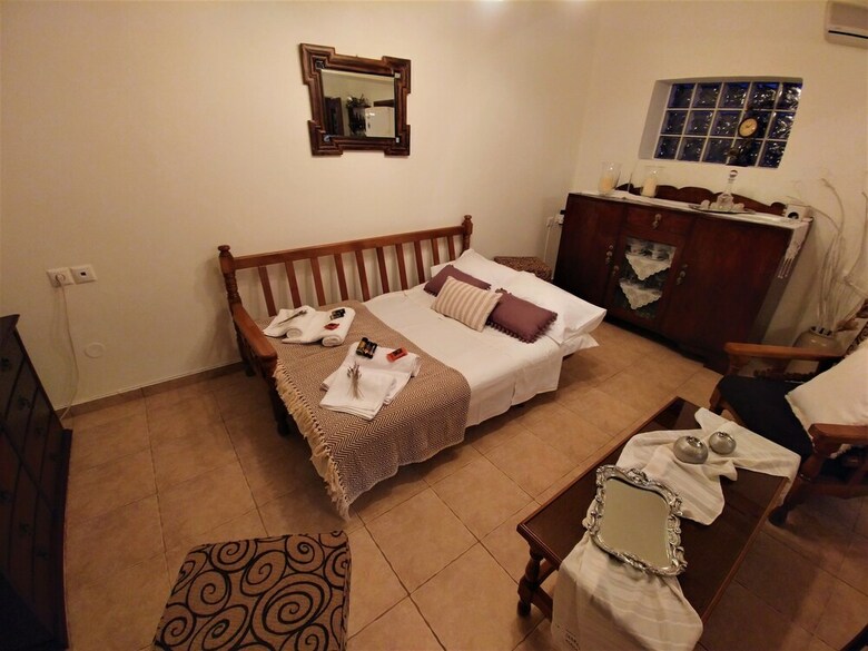Thymes Traditional House