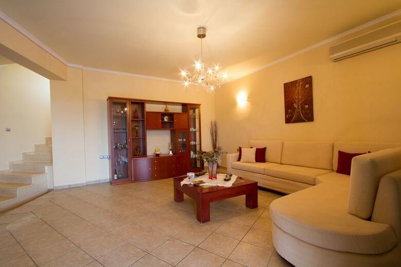Villa Roula 5br