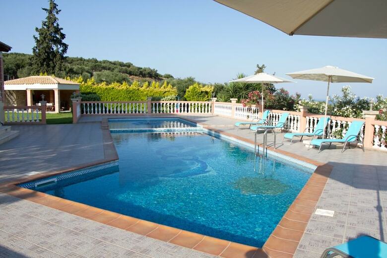 Villa Roula 5br