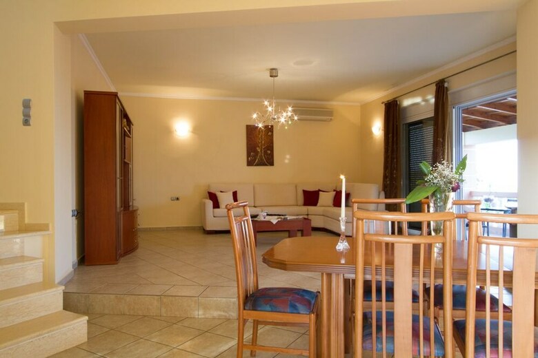 Villa Roula 5br