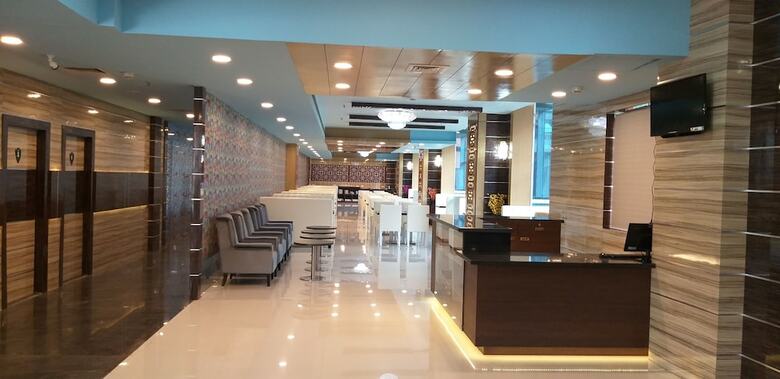 Aristocrat Hotel