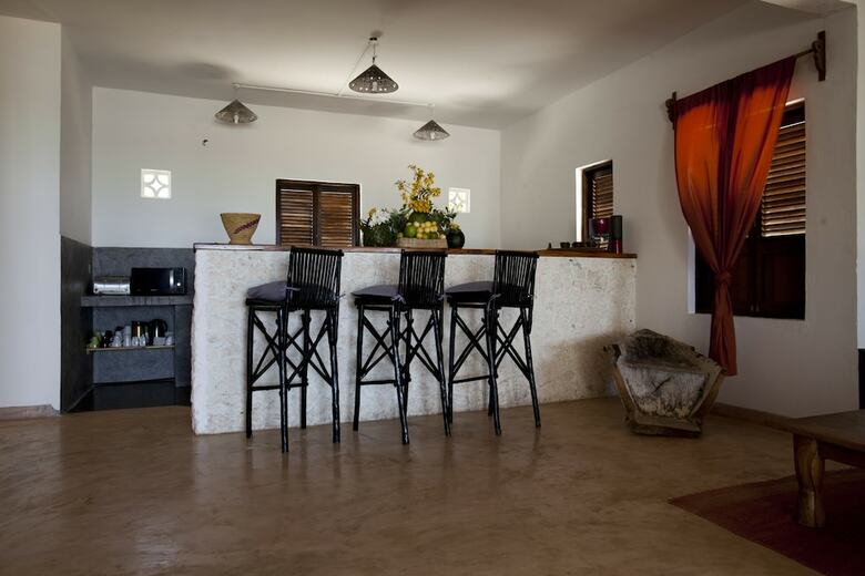 Villa Raha Lodge