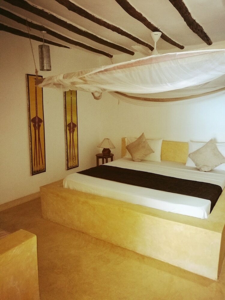 Villa Raha Lodge