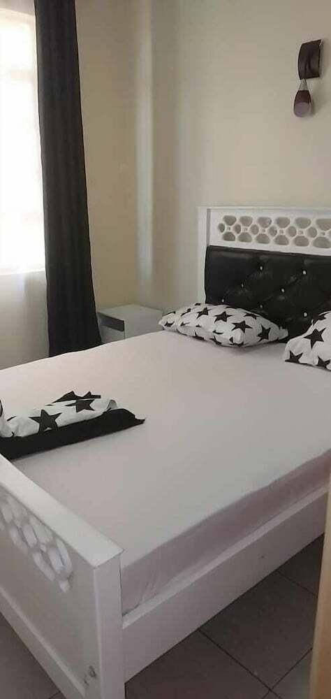 Bed & Breakfast Royal Homes-jkia
