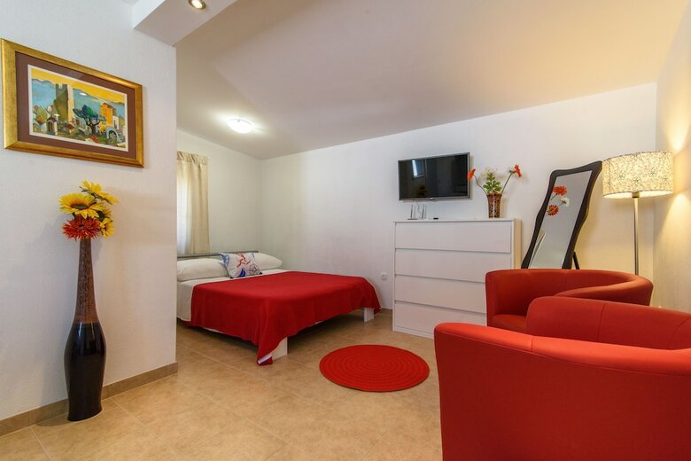Apartments Beba - Peaceful Location