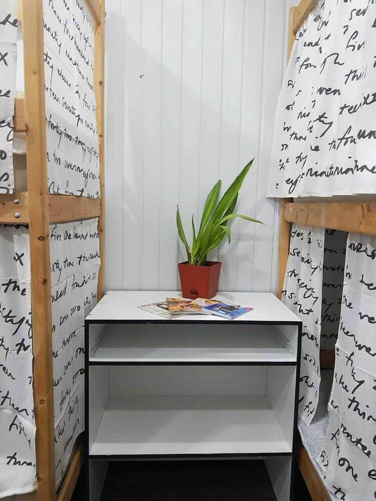Hostal Akadem-city Hostel